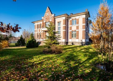 2-уровневый коттедж, 350 м2, 145&nbsp;000&nbsp;000 руб.